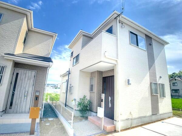 アットホーム 奈良市 三松４丁目 富雄駅 2階建 ４ｌｄｋ 奈良市の新築一戸建て 提供元 センチュリー21京奈ホーム 株式会社 一軒家 家の購入