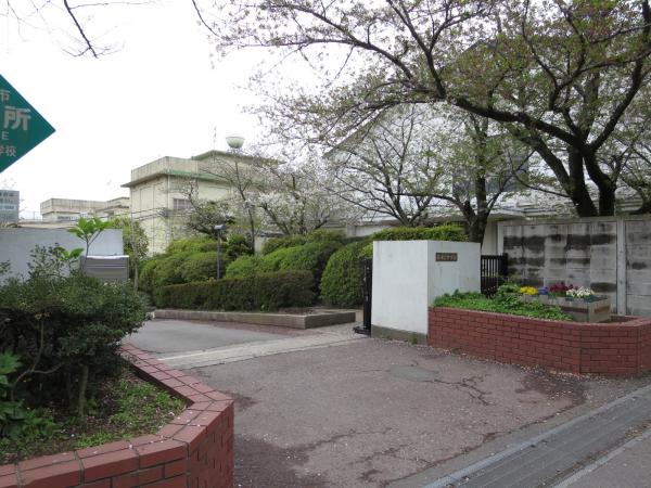 アットホーム 長崎市 大手2丁目 西浦上駅 2階建 4sldk 長崎市の中古一戸建て 提供元 株 カチタス 諫早店 一軒家 家の購入 アットホーム 長崎市 大手2丁目 西浦上駅 2階建 4sldk 長崎市の中古一戸建て 提供元 株 カチタス 諫早店 一軒家 家の購入