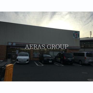 セブン-イレブン 板橋東新町川越街道店 距離:233m