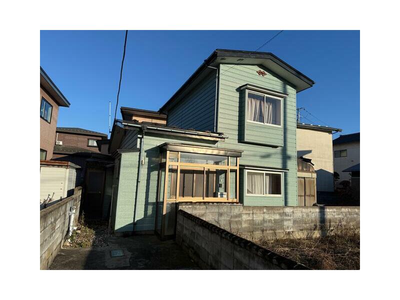 May 1971 (54 years and 10 months old)