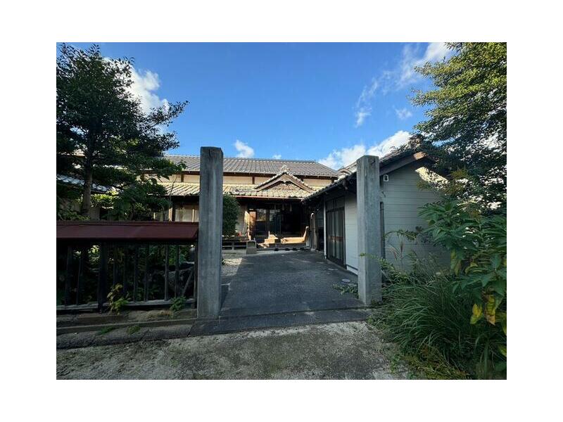 Hirata-cho, Izumo-shi (Unshu Hirata Sta.) Single story house, 2DK

5.8 million yen