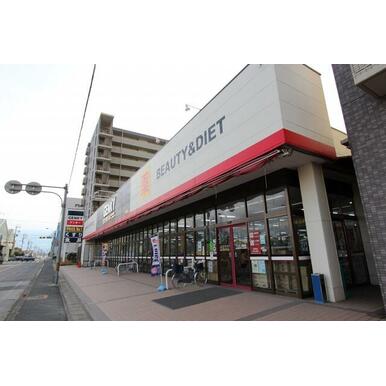 ゲンキー富船店 距離：404m
