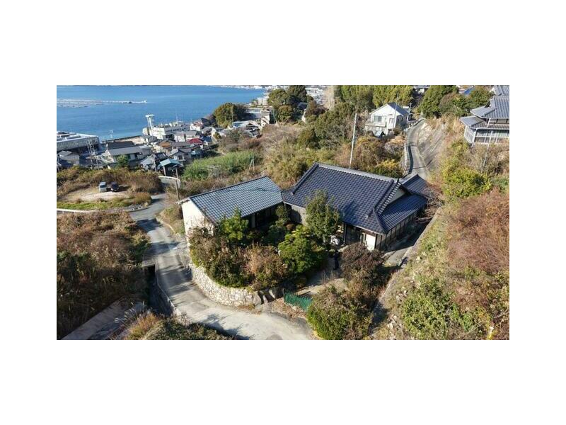 Etajima City, Etajima Town, Washibe 1-chome (Kure Station) 1 floor above ground, 1 basement 6SDK