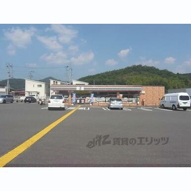 セブンイレブン 園部内林町店 距離:2,100m