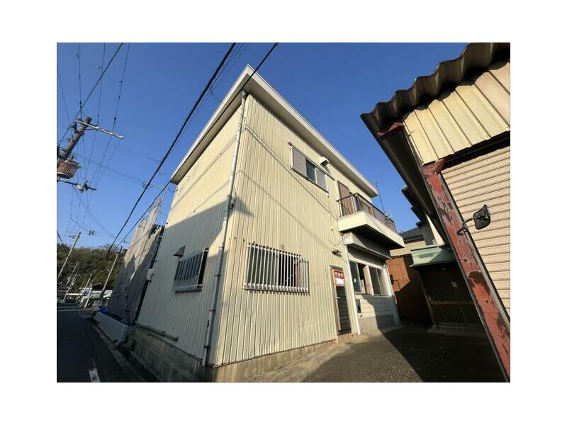 Okada, Kainan City (Kuroe Station) 2-story 5DK