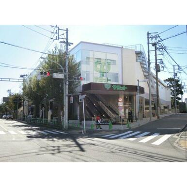 サミットストア 本天沼店 距離：409m