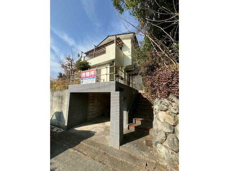 2F 5DK in Ranzan-machi, Hiki-gun, Tokyo

3,480,000 yen