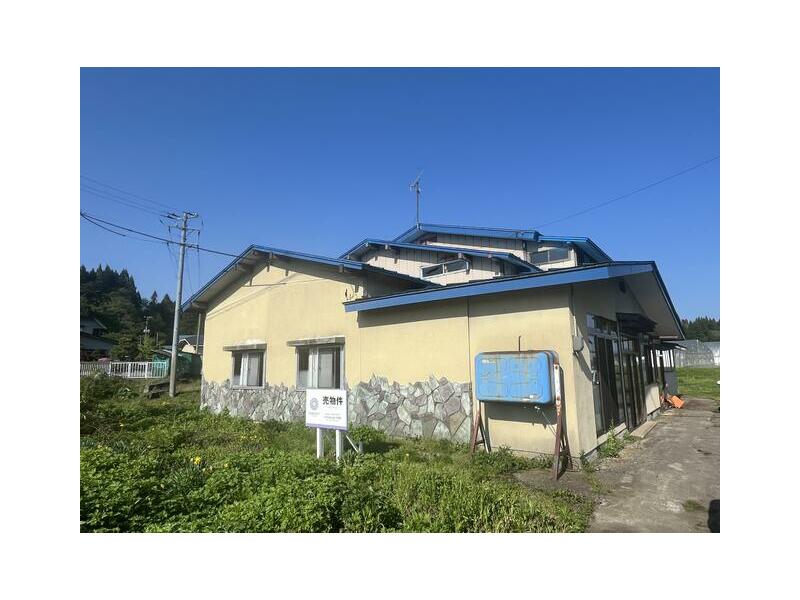 Kita Akita City Kawai Aza Yabutai (Kappawa station) 2F 10LDK

500,000 yen