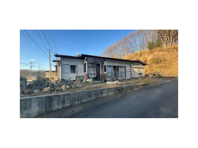 Nishishirakawa-gun, Nishigo-mura, Oaza Odakura, Aza Maeyama (Shin-Shirakawa Station) Single-story building 4DK