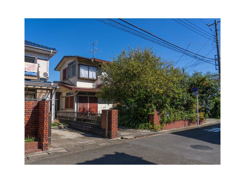 2F 3LDK in Hatsuei-cho Shimo-Miyata, Miura-city, Kanagawa (Misakiguchi Sta.)

5.5 million yen