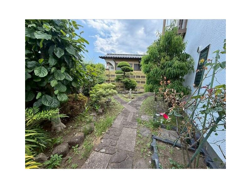 Fujisawa City, Nishitomi (Fujisawa Honcho Station) 2-story building 3DK