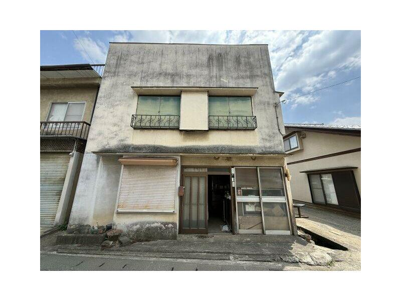 Yamanashi-shi, Minami （Higashiyamashi station） 2F 6K

1.3 million yen