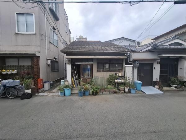 Cheap house for sale in Osaka, Osaka