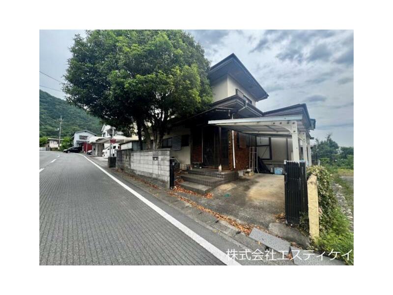 Kofunakamachi, Kofu-shi (Kofu Sta.) 2F 5DK

5,000,000 yen