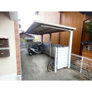 駐輪場