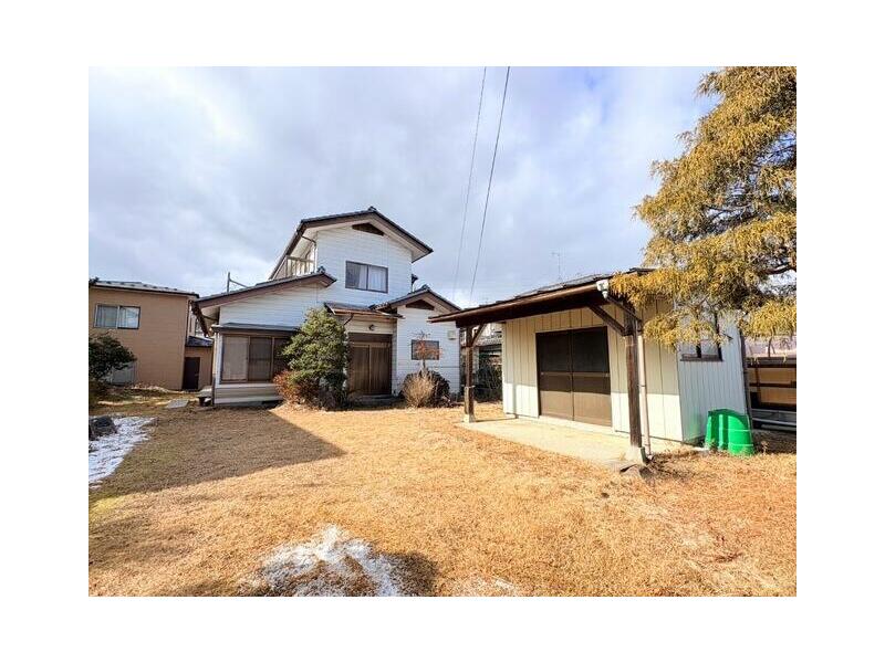 Shiroishi-shi, Shiroishi Otakazawa Misawa Aza Tanaka 2F 5DK

2,980,000 yen