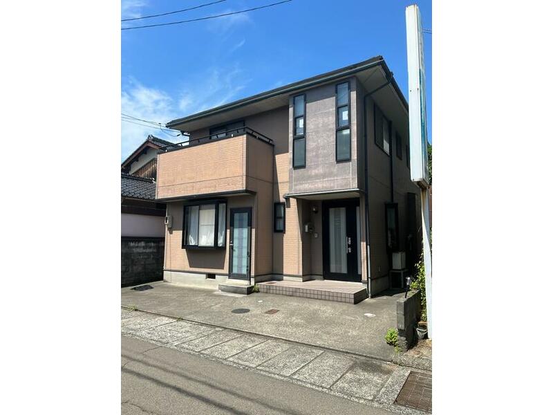 Tsuruga City, Kuretake-cho 1-chome (Tsuruga Station) 2-story building 2LDK