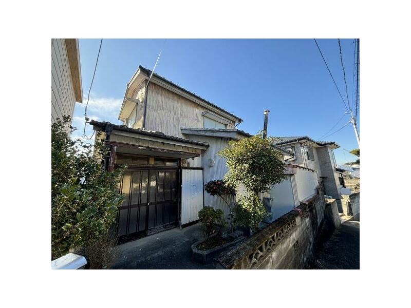 1 Tsudacho, Tokushima-city (Awa-Tonda Sta.) 2F 4DK

2F 550,000 yen
