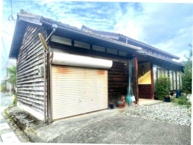 Cheap house for sale in Takashima, Shiga