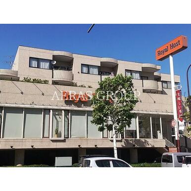 ロイヤルホスト江古田店 距離：321m