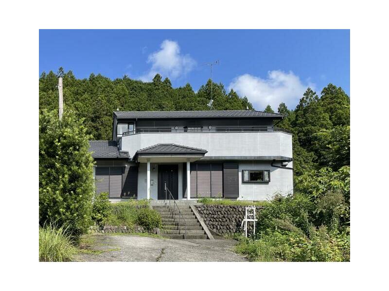 Hamamatsu City, Tenryu Ward, Haruno Town, Ishiuchi Matsushita (Tenryu-Futamata Station) 2-story building 5LDK