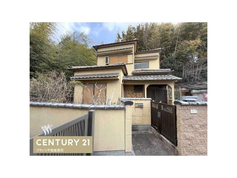 Haginodai, Ikoma-shi, Ikoma (Haginodai Sta.) 2F 5DK

3,800,000 yen