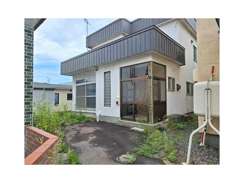 Otaru City, Irifune 4-chome (Minami-Otaru Station) 2-story building 4LDK