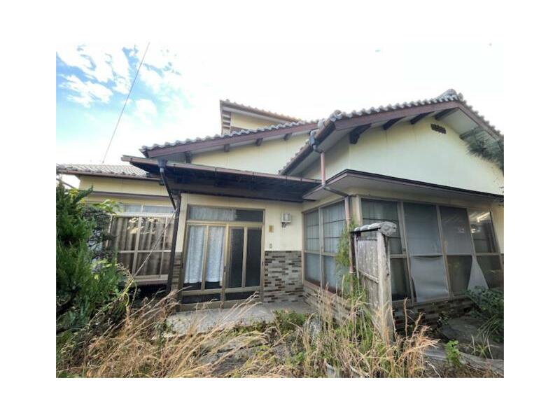 2F 5DK in Hama, Kikumacho, Imabari-shi, Imabari

3.8 million yen