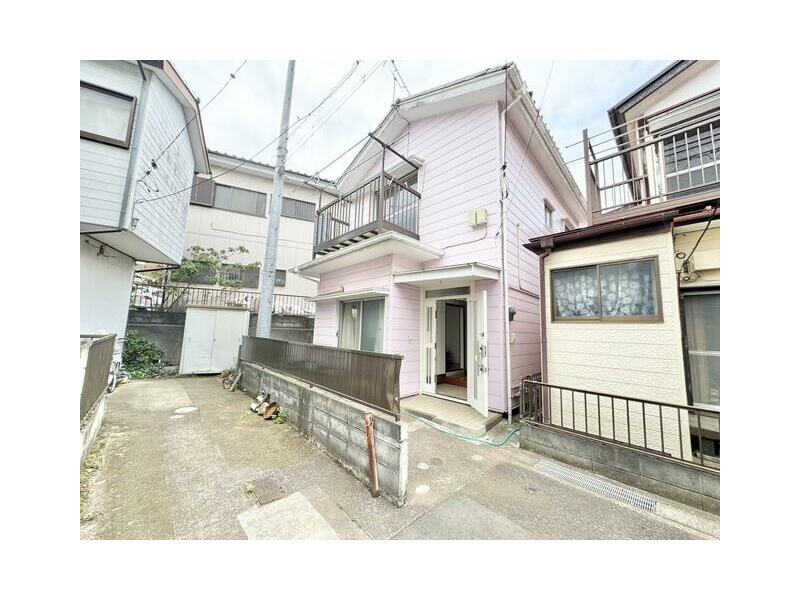 Yokosuka-shi, Yokosuka Nagai 1-chome （Misakiguchi station） 2F 3K

7.8 million yen