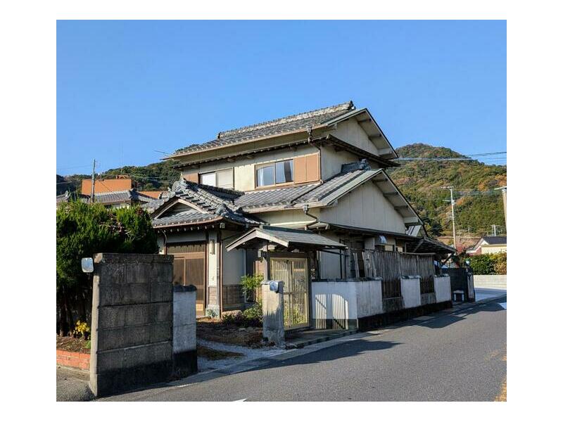 Tsukumi City, Tokura Honmachi (Tsukumi Station) 2-story 4DK