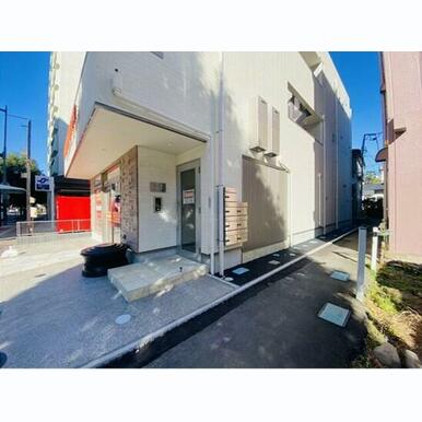 人通りもあるため防犯面も安心です!