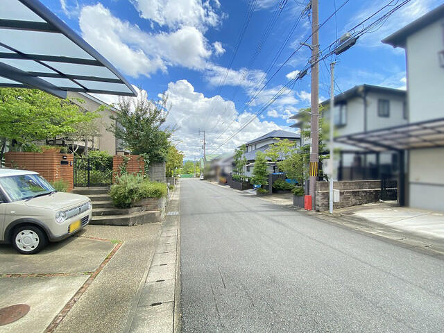 アットホーム 京都市西京区 御陵峰ケ堂町２丁目 桂駅 地上2階地下1階建 ７ｓｌｄｋ 1062912649 京都市西京区の中古一戸建て 提供元 株 福屋不動産販売 京都桂店 一軒家 家の購入