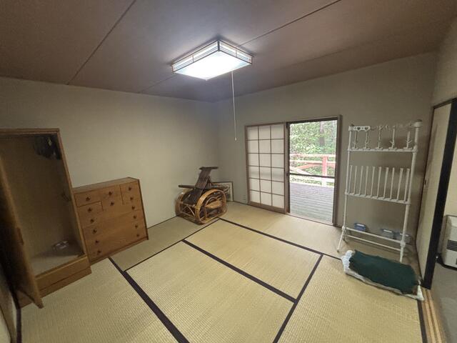 Kamahara-Okaishiko, Tsumagoi Village, Agatsuma District (near Manza-Kazawaguchi Station) Single-story house, 3LDK &mdash; photo 4