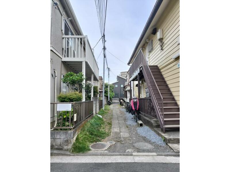 3-chome, Shimosueyoshi, Tsurumi-ku, Yokohama-shi, Kanagawa (Tsurumi station) 2F 3DK

5.5 million yen