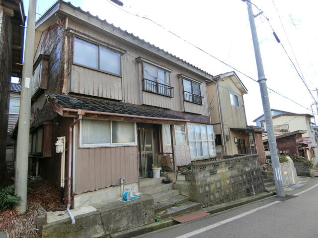 detached 上越市中央５丁目