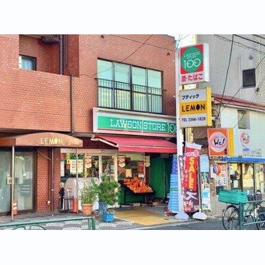 ローソンストア100 LS北新宿店 距離:627m