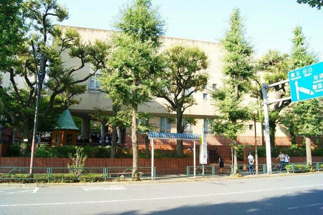 アットホーム クレスト目白台 1階 提供元 株 ケーコーポレーション 文京区の賃貸マンション