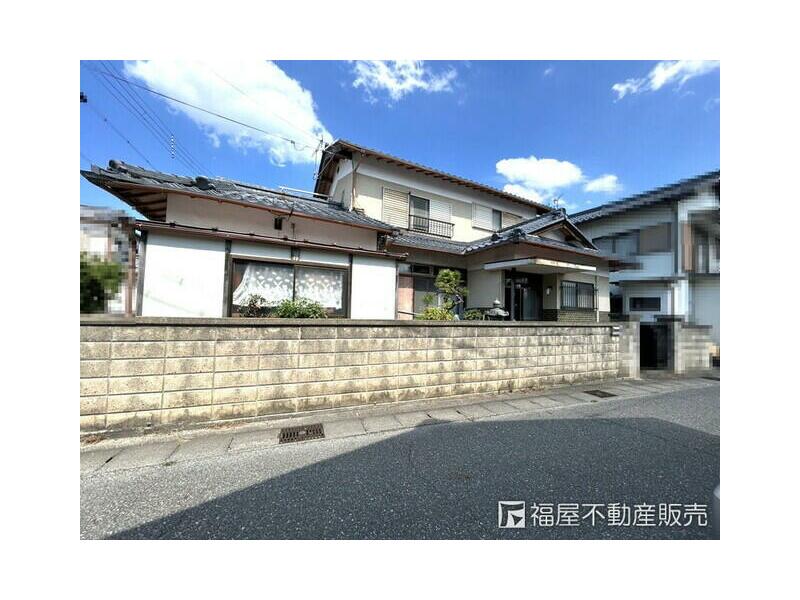 Hachiman-cho, Omihachiman-shi (Omihachiman Sta.) 2F 5DK

4,800,000 yen