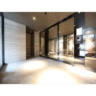 オートロック 宅配BOX 防犯カメラ