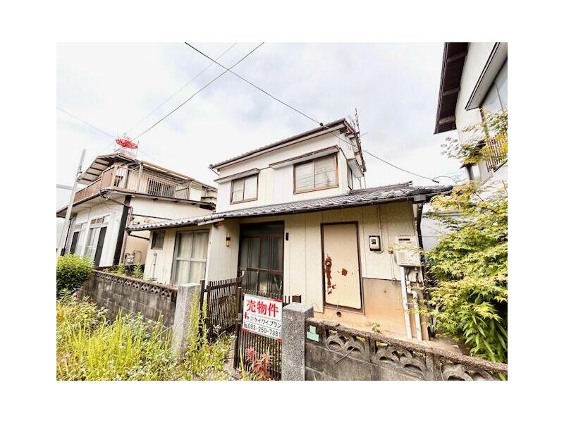 Shimonoseki City, Uedanaka-cho 2-chome (Shimonoseki Station) 2-story building 3DK