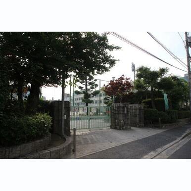 広島市立段原小学校 距離:495m