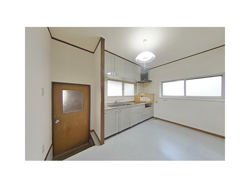Aomori-shi, Aomori-shi Kanazawa 4-chome (Aomori Sta.) 2F 5DK

7,800,000 yen