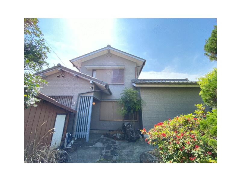 Nishinihon City, Kamihiranocho 1-chome (Nishinihon Station) 2-story building, 6LDK