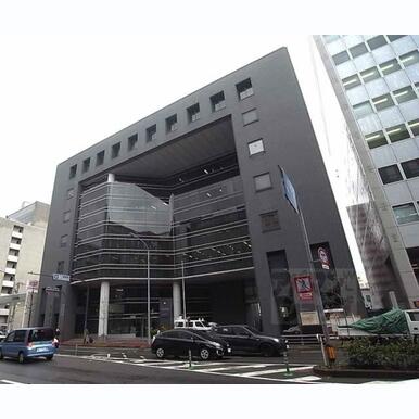 下京警察署 距離:605m