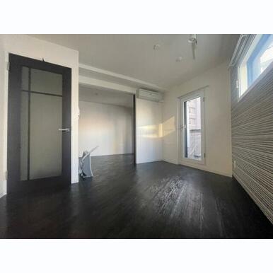 広くてキレイなお部屋が広がっていて、充実した生活が送れそう。