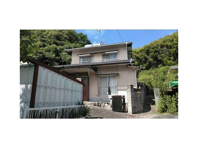 Matsuyama-city Takaoka-cho (Yamanishi Sta.) 2F 6DK

4,800,000 yen