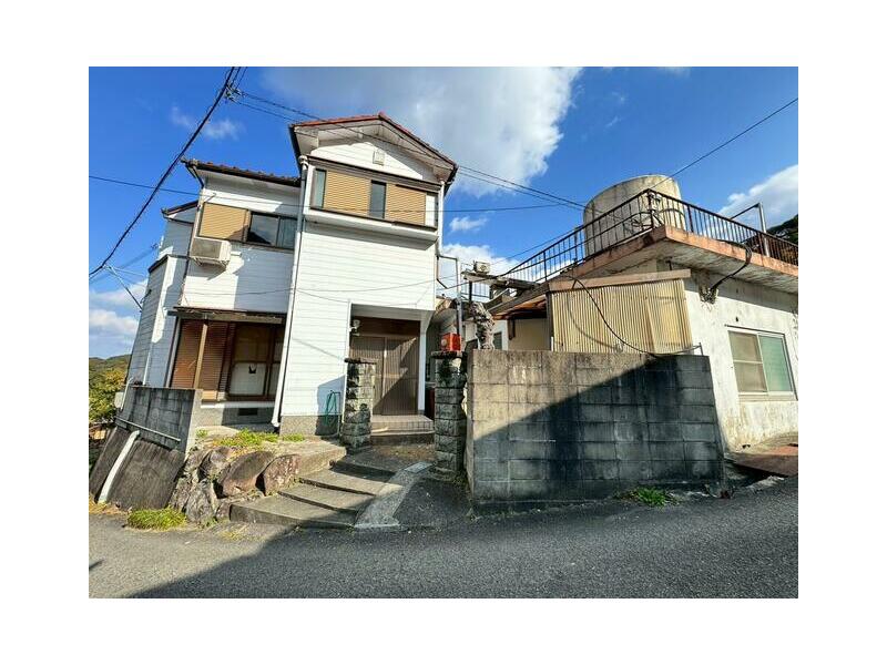 Hatakawa, Kainan City (Kainan Station) 2-story 6SDK