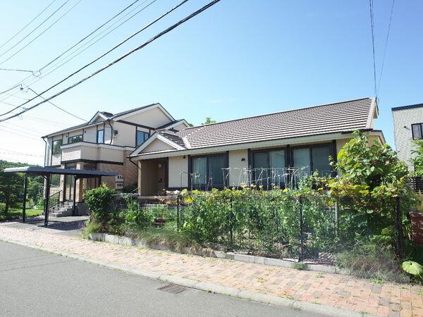 アットホーム 札幌市清田区 里塚緑ケ丘１丁目 新さっぽろ駅 地上2階地下1階建 ５ｓｌｄｋ 札幌市清田区の中古 一戸建て 提供元 三井不動産リアルティ札幌 株 三井のリハウス札幌白石センター 一軒家 家の購入