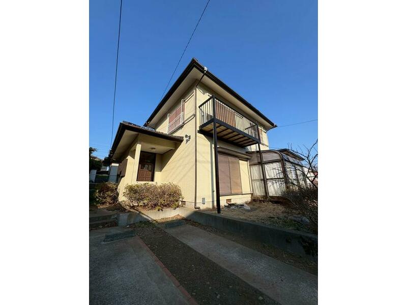 3 Kaede-gaoka, Hatoyama-cho, Hiki-gun (Takasaka Sta.) 2F 5DK

4,980,000 yen