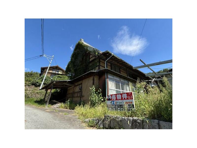 Nishihonaka, Makioka-cho, Yamanashi-shi, Yamanashi (Yamanashi-shi Station) 2F 7DK

300,000 yen